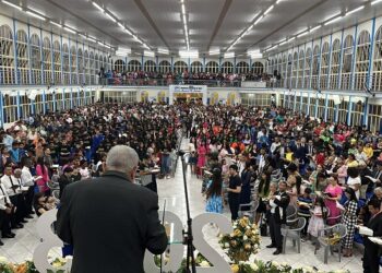 Com a benção do Pr. José Sobrinho, IEAD Rondonópolis Realiza evento profético
