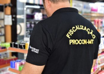 Procon estadual fiscaliza venda de pomadas modeladoras para cabelos