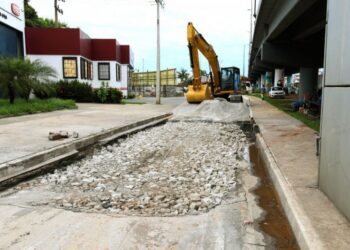 Após infiltração, alça de acesso à Avenida Beira Rio passa por reparos