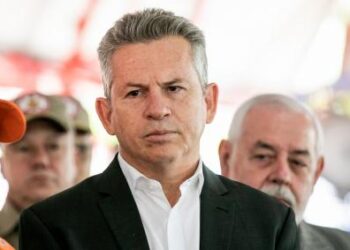 Governador exonera servidor suspeito de desviar cestas básicas