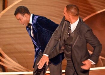 Um ano após tapa no Oscar, Chris Rock faz piada e Will Smith perde credibilidade e projetos