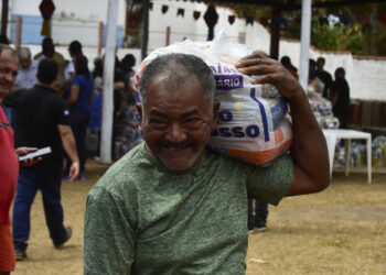 “Primeira-dama e o governador nunca se esquecem de nós; realizam sonhos da comunidade”, afirmam moradores