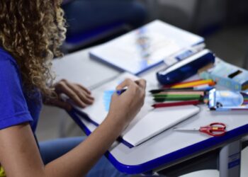 Estudantes na rede estadual devem fazer rematrículas a partir do dia 9 de outubro