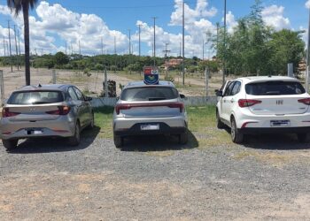 PM recupera três veículos furtados de locadora em Cuiabá e prende duas pessoas