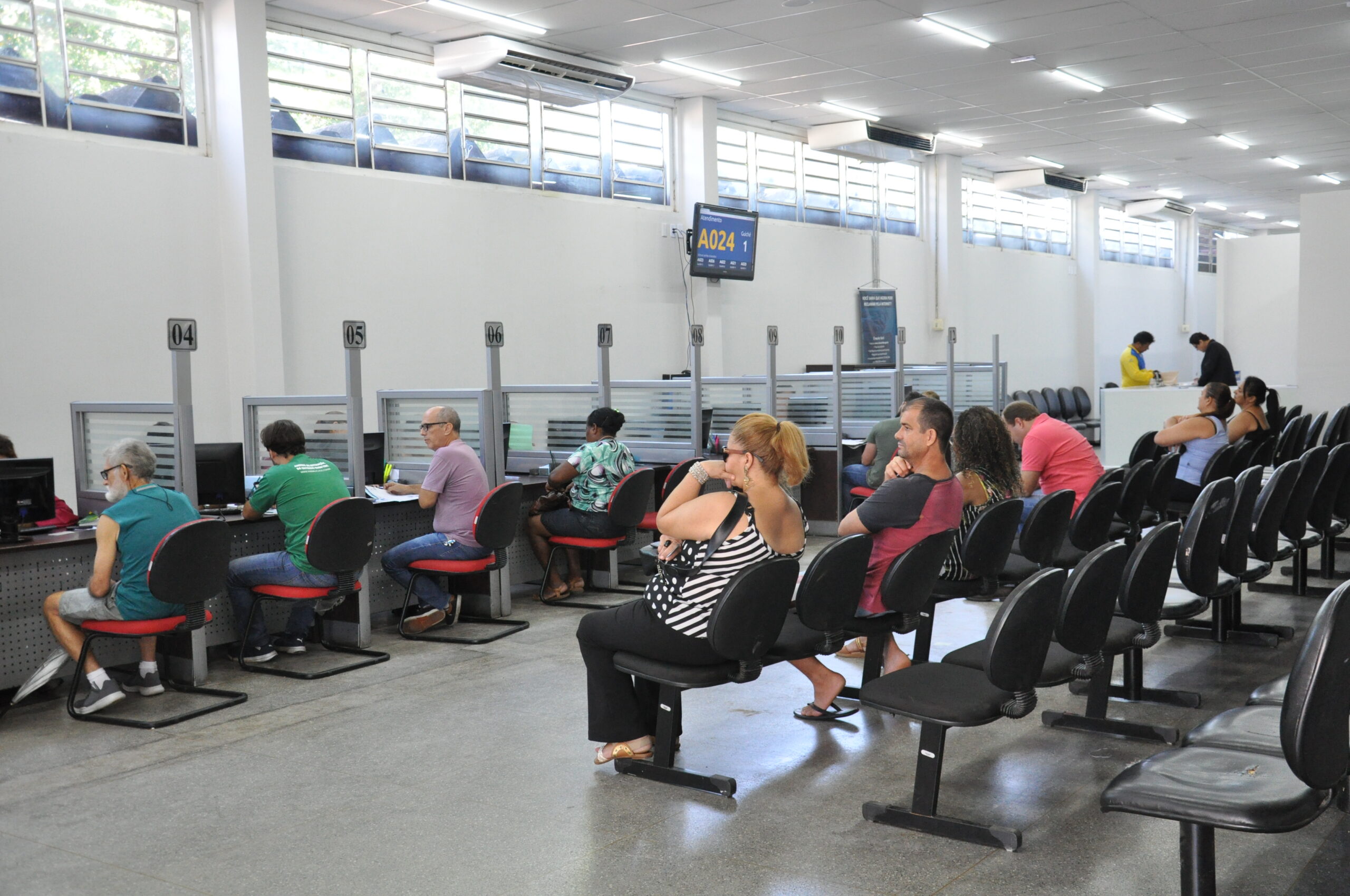 Procon Estadual analisou mais de 10 mil demandas de consumidores e fornecedores em 2023