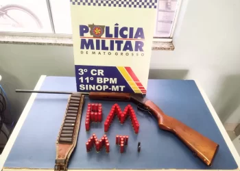 PM prende homem por porte ilegal de arma e apreende espingarda e munições em Sinop