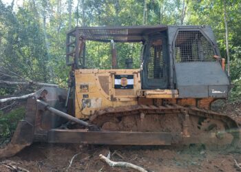 Polícia Civil apreende mais um trator utilizado no desmate ilegal em Querência