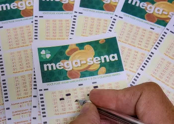 Geral Mega-Sena sorteia nesta terça-feira prêmio acumulado em R$ 12 milhões