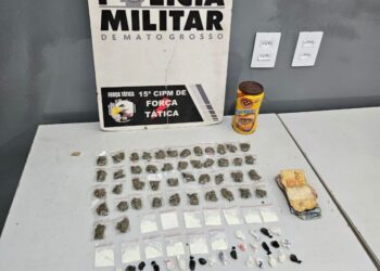 Homem é preso pela Polícia Militar com 85 porções de drogas em Várzea Grande