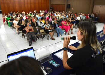Gestores estaduais e municipais discutem política social de Mato Grosso