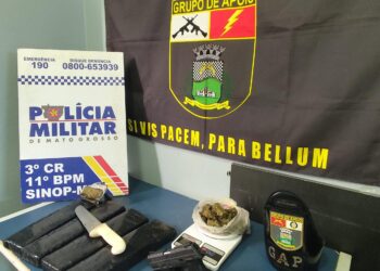 Membros de facção são presos pela Polícia Militar com quatro tabletes de maconha, arma e munições em Sinop