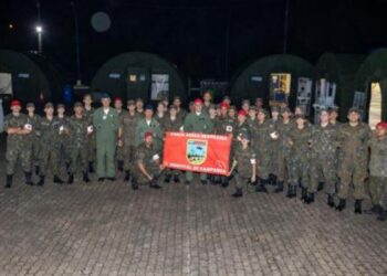 Comandante da Aeronáutica realiza visita à Base Aérea de Canoas (RS)