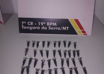 Polícia Militar prende duas pessoas com 50 porções de cocaína em Tangará da Serra