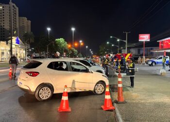 Operação Lei Seca prende 14 motoristas por embriaguez na Avenida do CPA