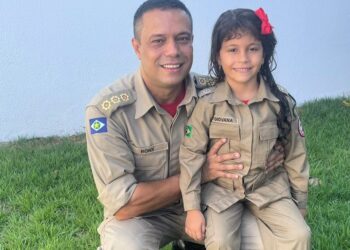 Bombeiros militares dão exemplo e ensinam filhos sobre solidariedade e compromisso com a comunidade