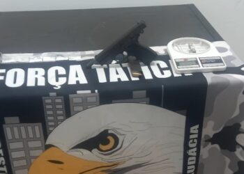 Força Tática detém dupla suspeita por associação criminosa, tráfico e porte ilegal de armas