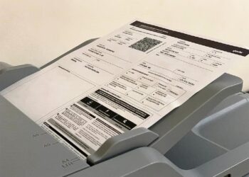 Licenciamento de veículo com placa final 8 deve ser pago até 31 de agosto