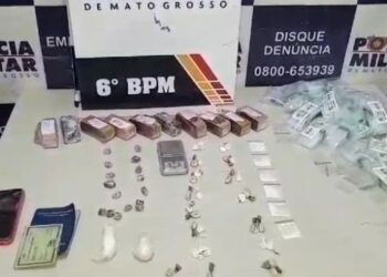 Dupla é presa com 56 porções de maconha e pasta base de cocaína em Cáceres