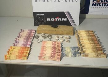 Rotam apreende tabletes de maconha, pasta base de cocaína e prende dois suspeitos por tráfico de drogas