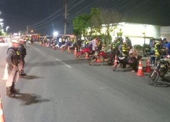Operação Lei Seca termina com 40 motocicletas removidas, um condutor preso e um adolescente apreendido