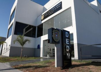 Polícia Civil prende homem que descumpriu medidas protetivas e tentou enforcar a mãe em Cuiabá