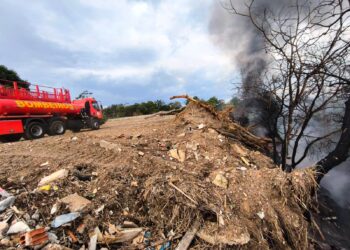 Corpo de Bombeiros extingue dois incêndios em áreas de descarte de lixo