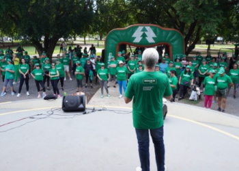 Atividades ao ar livre marcam encontro de fim de ano do setor de medicina preventiva da Unimed Cuiabá