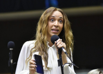 Copia e cola: sem saber, Câmara votou proposta escrita por ONG