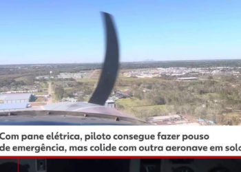 VÍDEO: Com pane elétrica, piloto consegue fazer pouso de emergência, mas bate contra outra aeronave em solo