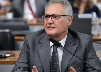 Dino arquiva inquérito contra Renan por suposto desvio em fundo de pensão