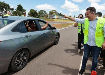 Vídeo – Mauro entrega primeiros 100 quilômetros duplicados da BR-163: "Libera aí!"