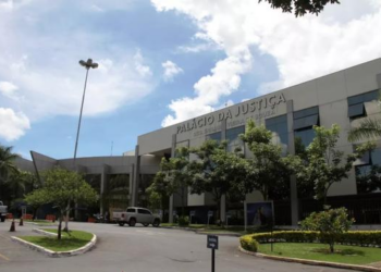 Esposa de desembargador do TJ também foi alvo de operação da Polícia Federal