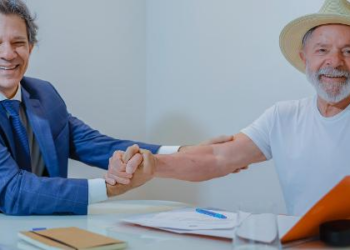 Fingindo-se de desentendido, Haddad entrou na fila de 2026