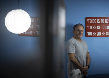 'Mudou minha carreira', diz ator Marcos Breda sobre 'Feliz Ano Velho'