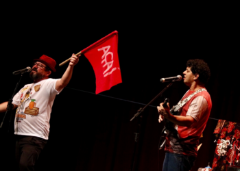 Show de humor em Macapá leva histórias de ribeirinhos da Amazônia para o teatro