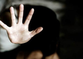 Pai é condenado por estuprar filha adolescente