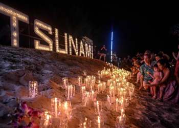 Milhares de asiáticos fazem vigília pelos 20 anos do tsunami mais letal do século