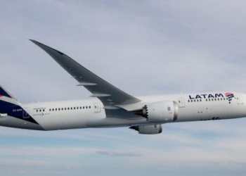 Avião faz pouso forçado em Brasília após emergência durante voo