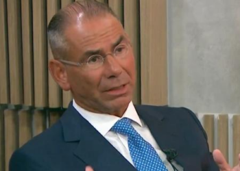 Defesa de Braga Netto descarta delação premiada e chama Cid de mentiroso