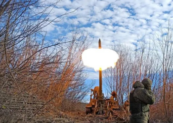 Soldados norte-coreanos feridos morrem na Ucrânia, diz Zelensky