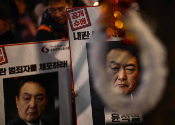 Presidente afastado da Coreia do Sul autorizou que exército atirasse para impor lei marcial, segundo Ministério Público