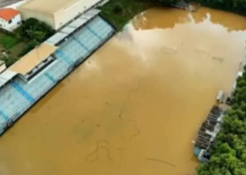 Estádio sede da Copinha fica alagado após chuvas no interior do estado