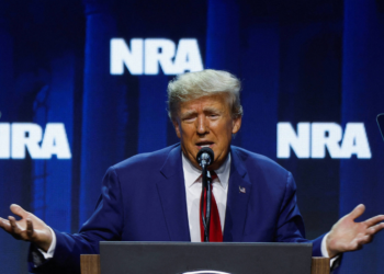 Tribunal dos EUA ratifica condenação de R$ 30 mi contra Trump por abuso sexual e difamação