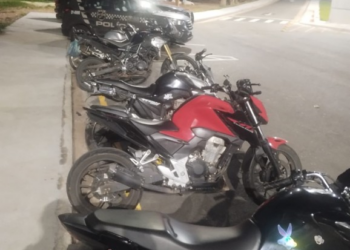 PM apreende cinco motocicletas e prende uma pessoa durante encontro na Rodovia MT-251