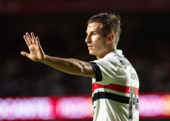 River Plate mostra interesse em Galoppo, meio-campista do São Paulo