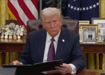 Justiça suspende ordem de Trump que acabava com direito à cidadania para filhos de imigrantes ilegais e turistas