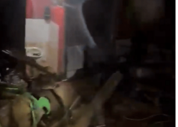 Casa desaba parcialmente em São Paulo após chuva; 6 pessoas ficam feridas