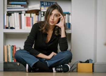 Irã e Itália jogam xadrez diplomático após prisão de jornalista italiana em Teerã