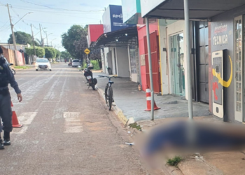 Empresário é assassinado com cinco tiros em frente de tabacaria em MT