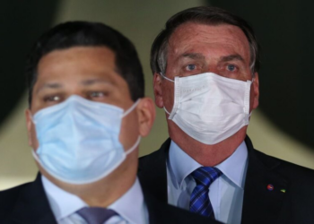 Quer dizer que a direita aposta num piriri de Alcolumbre?